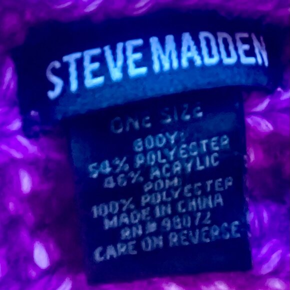 Steve Madden Purple Ribbed Knit Pom Beanie Hat with Faux Fur Top | One Size - Picture 7 of 7